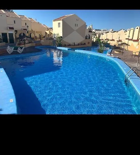 Appartamento Deluxe Con Piscina Climatizada