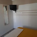 Deluxe Con Piscina Climatizada Апартаменты *