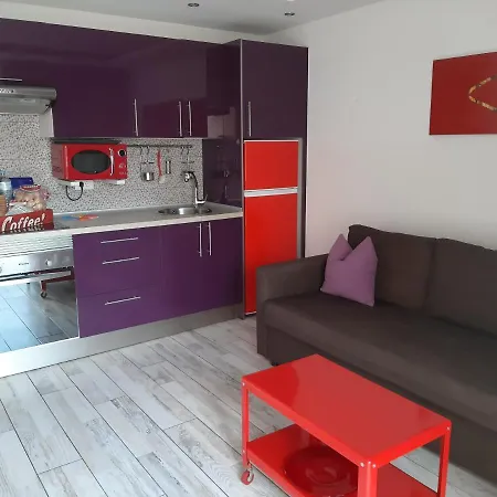 Apartment Deluxe Con Piscina Climatizada